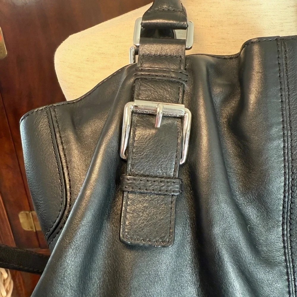 Michael Kors Brookville Black Leather Tote Bag Dual Handles - Picture 4 of 16